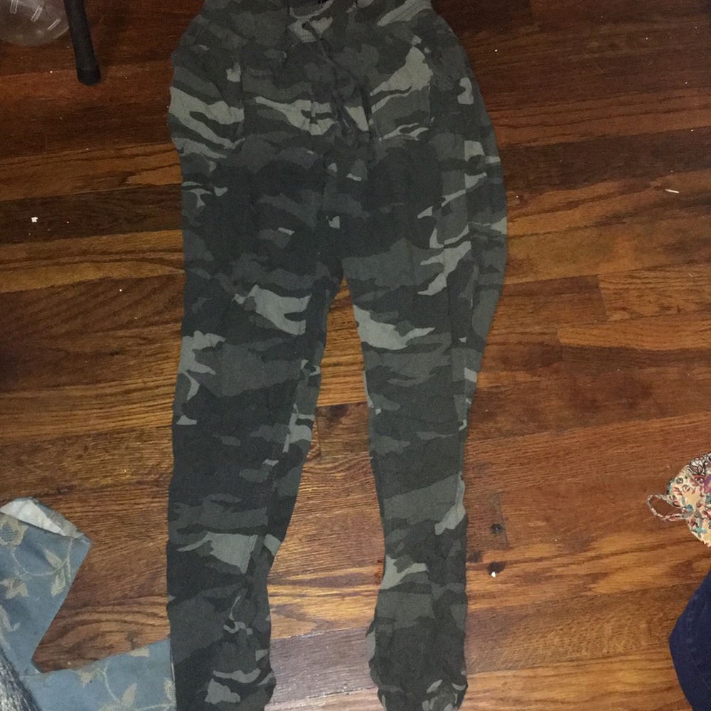 Joggers , size small